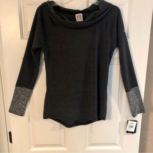 NWT Avalanche Cowl Gray Sweater Size Medium